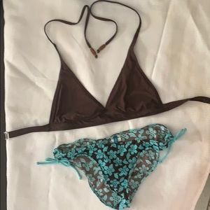 Women’s Delias Halter top Bikini M and Bottoms L